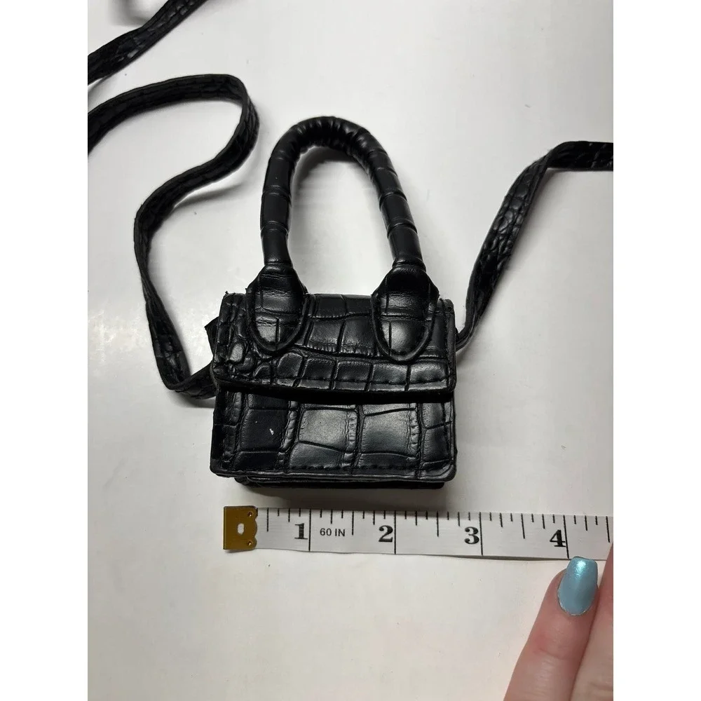 Smallest Purse (2.5 inches)